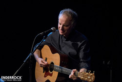 Concert de Lluís Gavaldà a la sala Barts Club de Barelona 